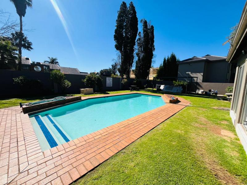 2 Bedroom Property for Sale in Lakefield Gauteng