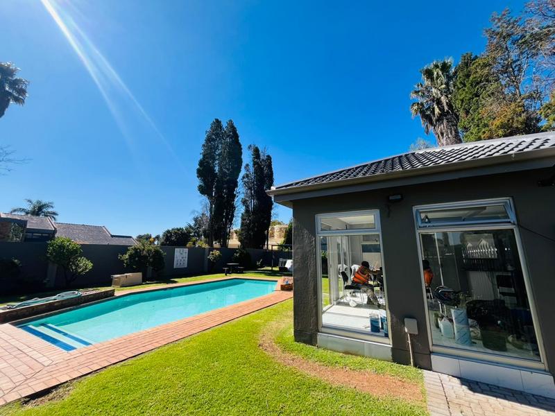2 Bedroom Property for Sale in Lakefield Gauteng