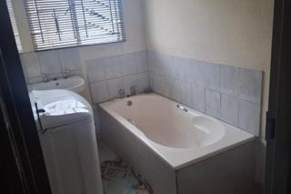 2 Bedroom Property for Sale in Dawn Park Gauteng