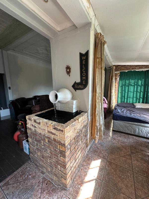 2 Bedroom Property for Sale in Geduld Gauteng
