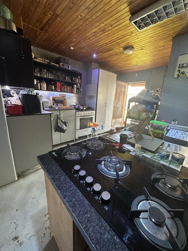 2 Bedroom Property for Sale in Geduld Gauteng