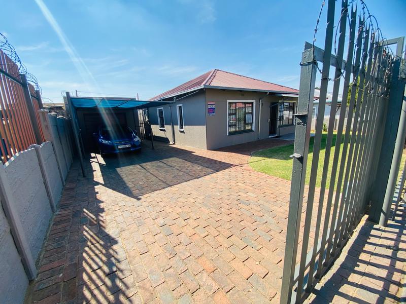 3 Bedroom Property for Sale in South Hills Gauteng