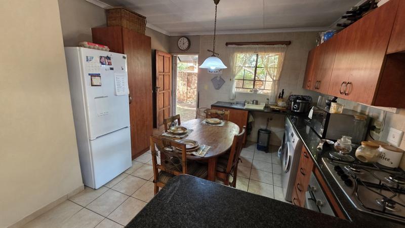 2 Bedroom Property for Sale in Montana Tuine Gauteng