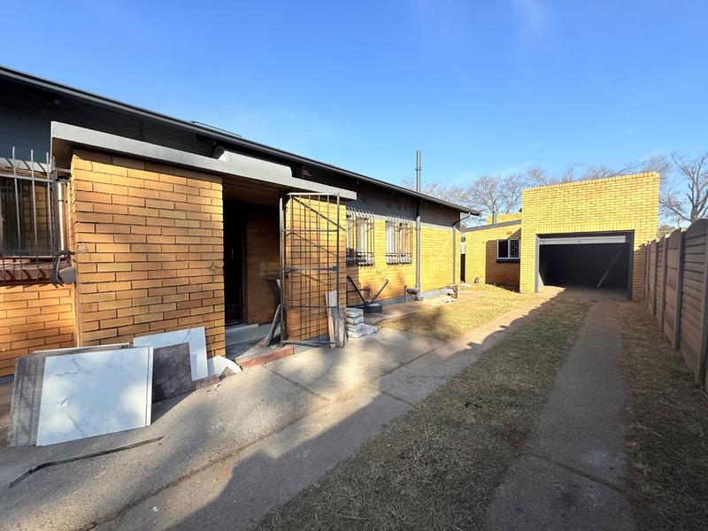 3 Bedroom Property for Sale in Vanderbijlpark CE 1 Gauteng