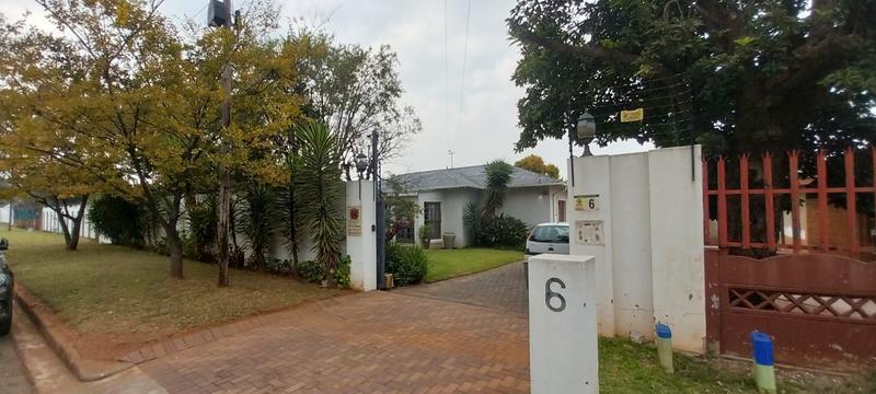 2 Bedroom Property for Sale in Primrose Hill Gauteng