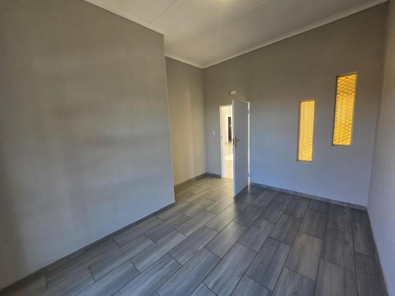4 Bedroom Property for Sale in Bassonia Gauteng