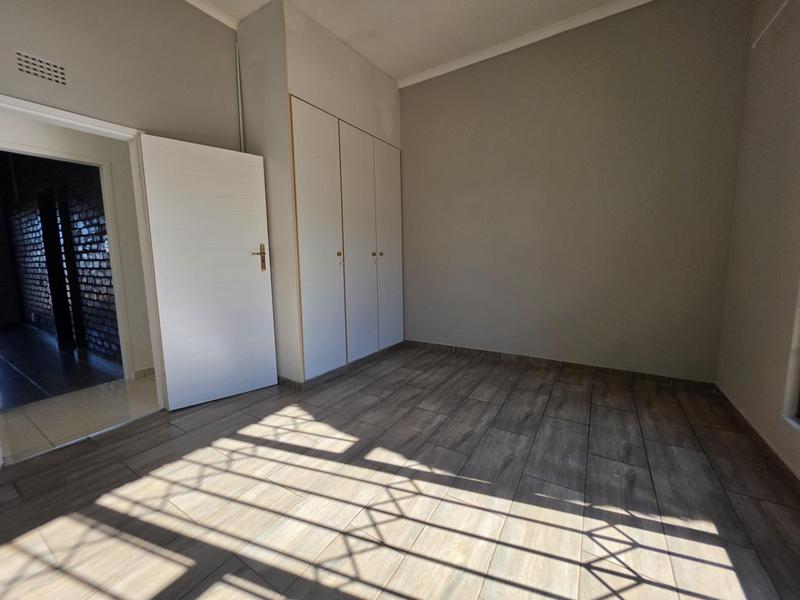 4 Bedroom Property for Sale in Bassonia Gauteng