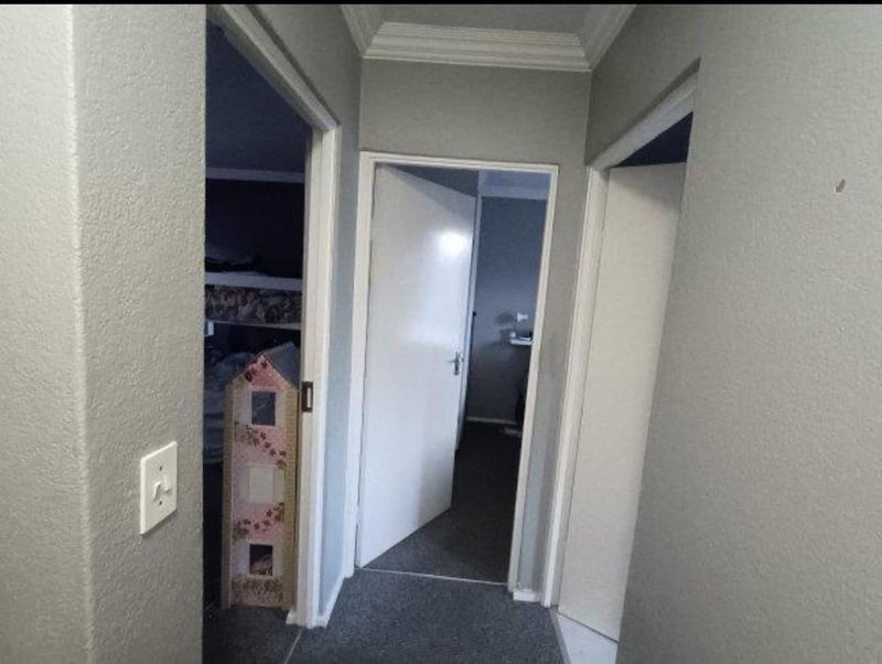 To Let 2 Bedroom Property for Rent in Hennopspark Gauteng