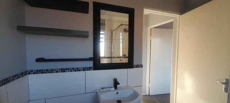 To Let 2 Bedroom Property for Rent in Hennopspark Gauteng