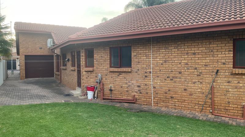 3 Bedroom Property for Sale in Eldo Manor Gauteng