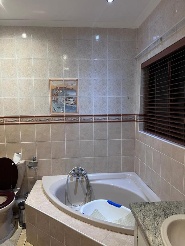 3 Bedroom Property for Sale in Eldo Manor Gauteng