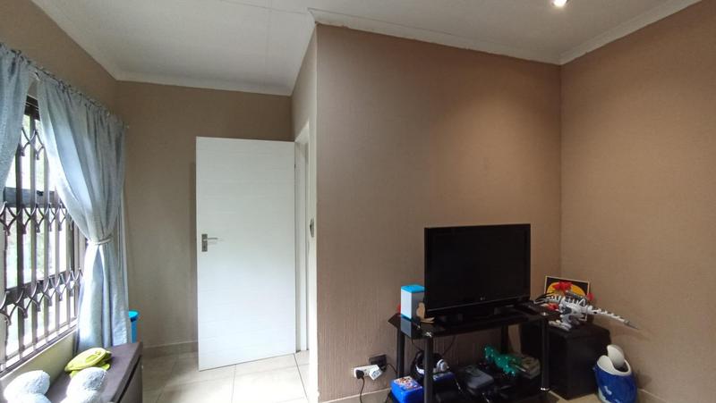 3 Bedroom Property for Sale in Tres Jolie Gauteng