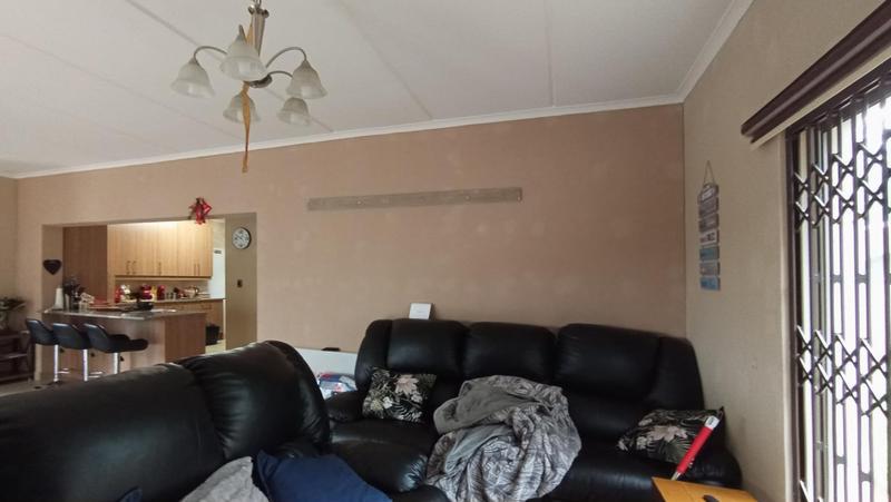 3 Bedroom Property for Sale in Tres Jolie Gauteng