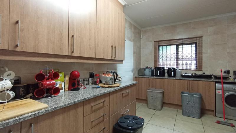3 Bedroom Property for Sale in Tres Jolie Gauteng