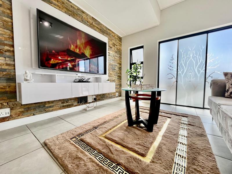 2 Bedroom Property for Sale in Steyn City Gauteng
