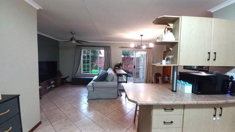 3 Bedroom Property for Sale in Elardus Park Gauteng
