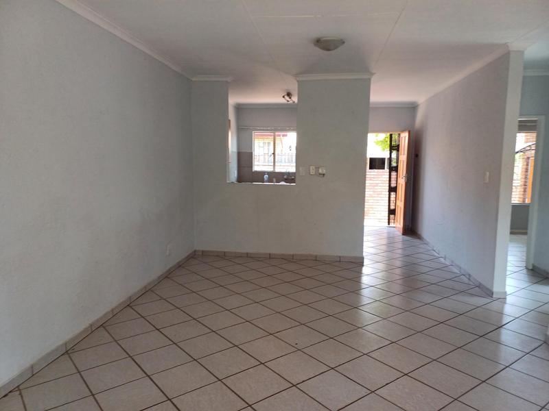 2 Bedroom Property for Sale in Amberfield Glen Gauteng