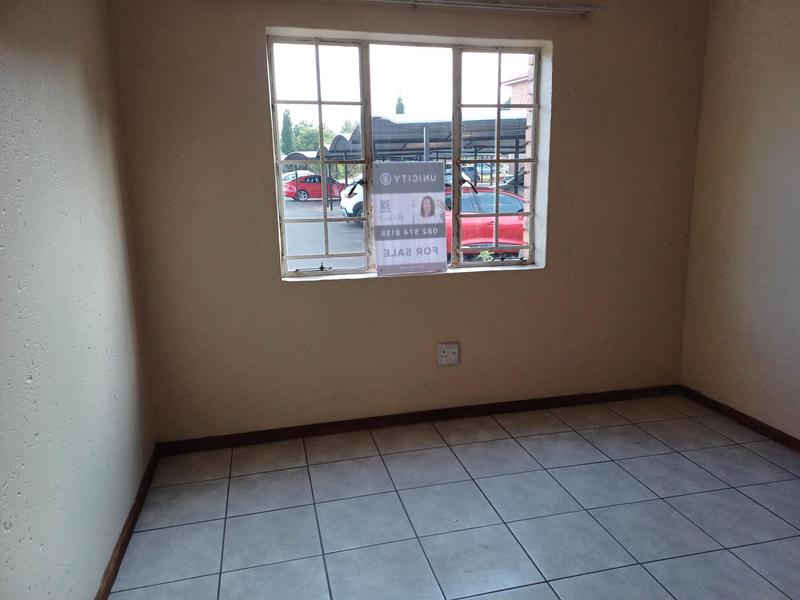 2 Bedroom Property for Sale in Amberfield Glen Gauteng