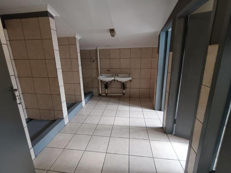 To Let Commercial Property for Rent in Robertville Gauteng