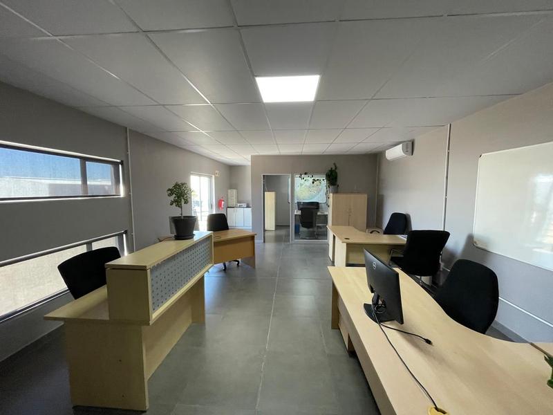 To Let Commercial Property for Rent in Knoppieslaagte Gauteng