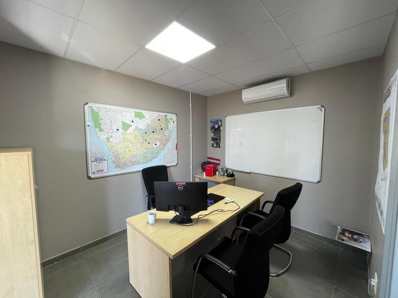 To Let Commercial Property for Rent in Knoppieslaagte Gauteng