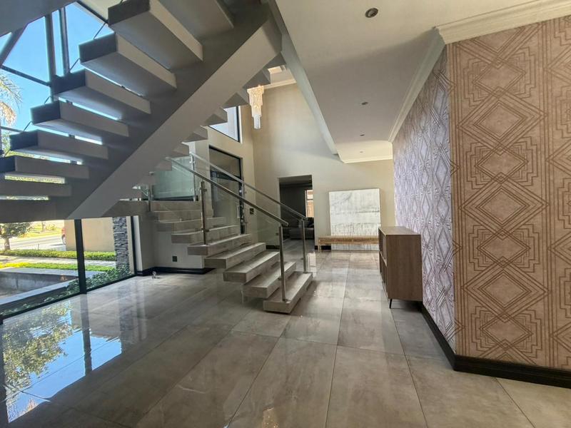 5 Bedroom Property for Sale in Blue Valley Golf Estate Gauteng