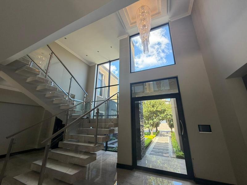 5 Bedroom Property for Sale in Blue Valley Golf Estate Gauteng