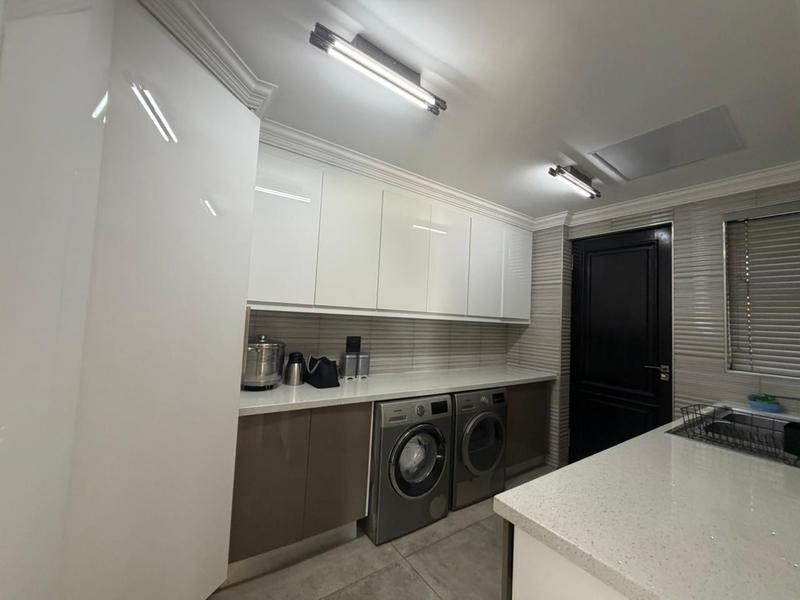 5 Bedroom Property for Sale in Blue Valley Golf Estate Gauteng
