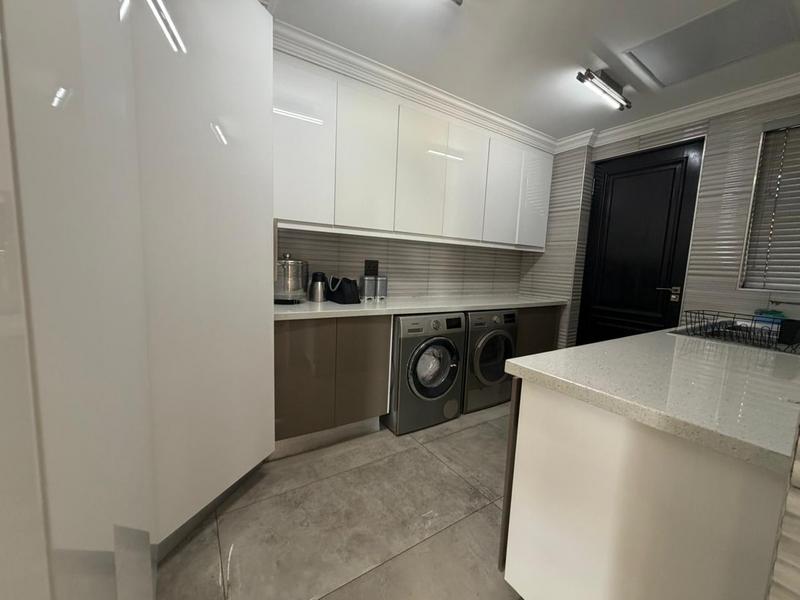 5 Bedroom Property for Sale in Blue Valley Golf Estate Gauteng