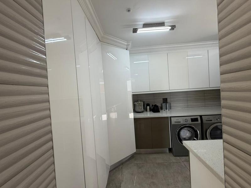 5 Bedroom Property for Sale in Blue Valley Golf Estate Gauteng