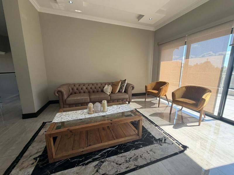 5 Bedroom Property for Sale in Blue Valley Golf Estate Gauteng