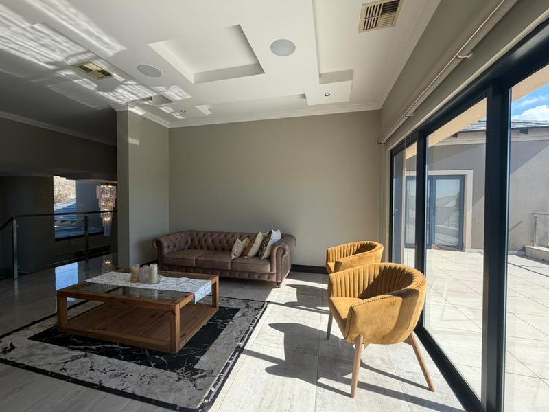 5 Bedroom Property for Sale in Blue Valley Golf Estate Gauteng