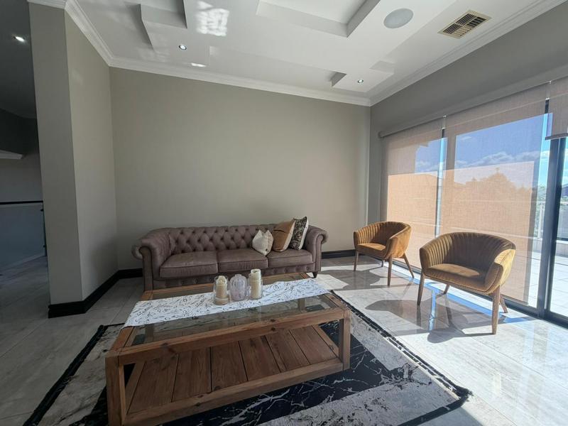 5 Bedroom Property for Sale in Blue Valley Golf Estate Gauteng