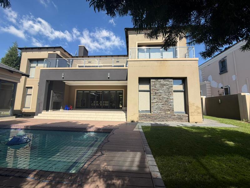 5 Bedroom Property for Sale in Blue Valley Golf Estate Gauteng