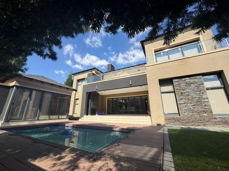 5 Bedroom Property for Sale in Blue Valley Golf Estate Gauteng
