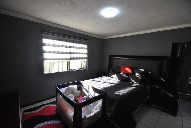 4 Bedroom Property for Sale in Dawn Park Gauteng