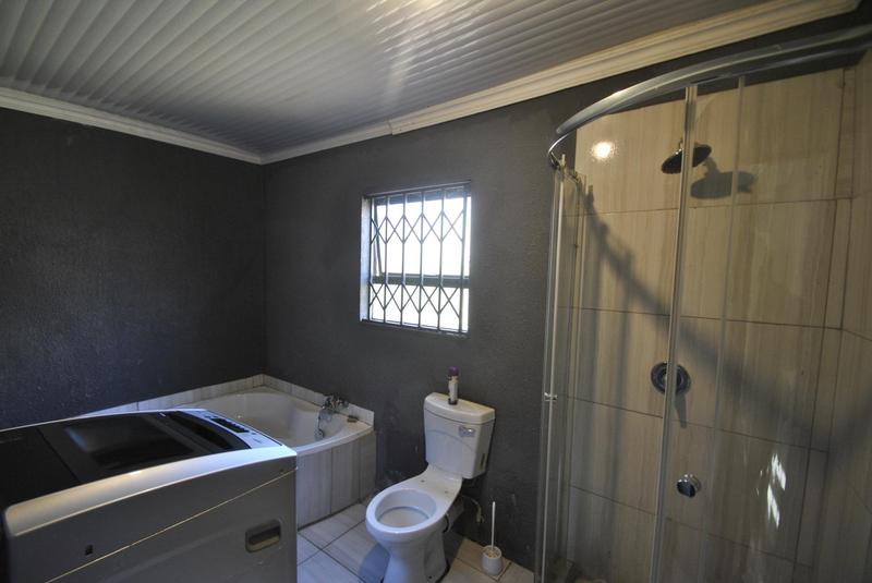 4 Bedroom Property for Sale in Dawn Park Gauteng