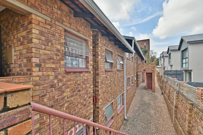 2 Bedroom Property for Sale in Ferndale Gauteng