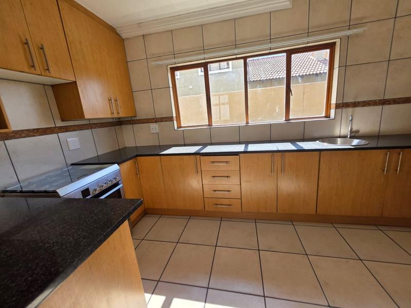 3 Bedroom Property for Sale in Greenhills Gauteng