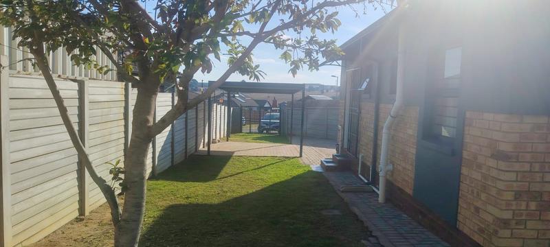 2 Bedroom Property for Sale in Mindalore Gauteng