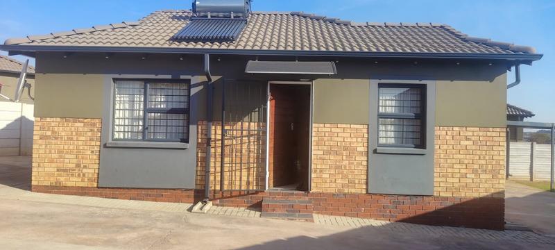 2 Bedroom Property for Sale in Mindalore Gauteng