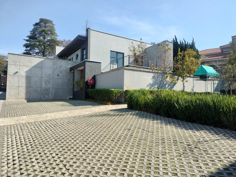 3 Bedroom Property for Sale in Waterkloof A H Gauteng