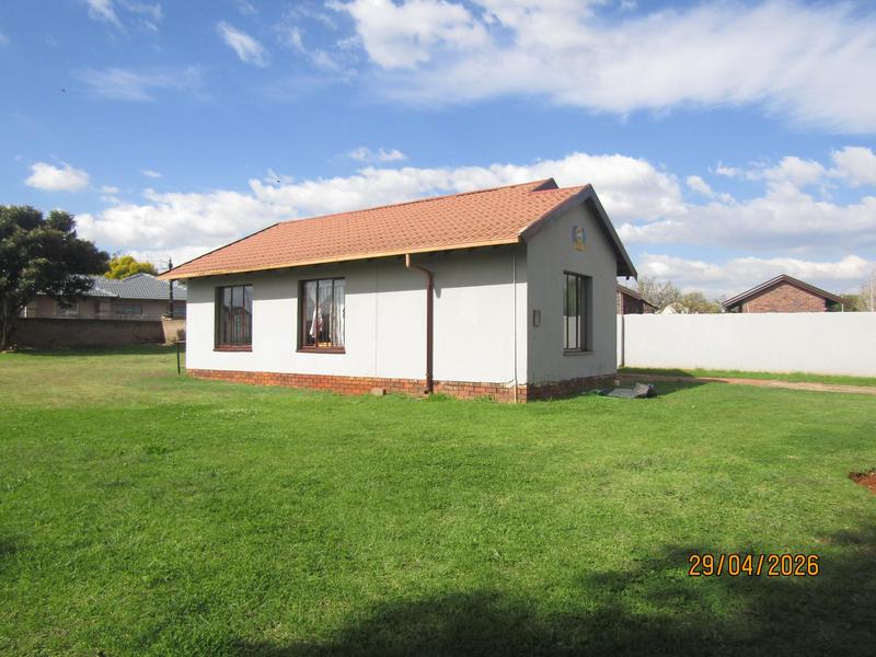 To Let 3 Bedroom Property for Rent in Dawn Park Gauteng