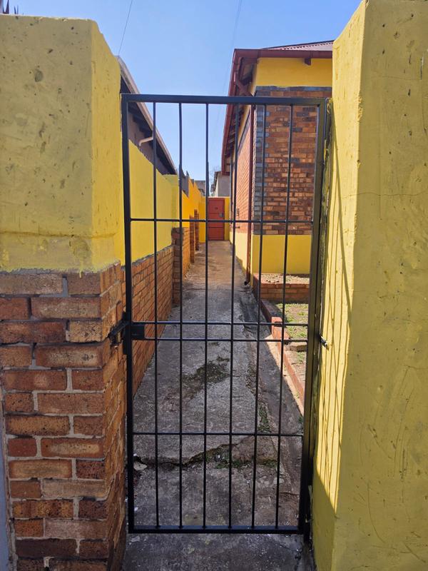 3 Bedroom Property for Sale in Rosettenville Gauteng