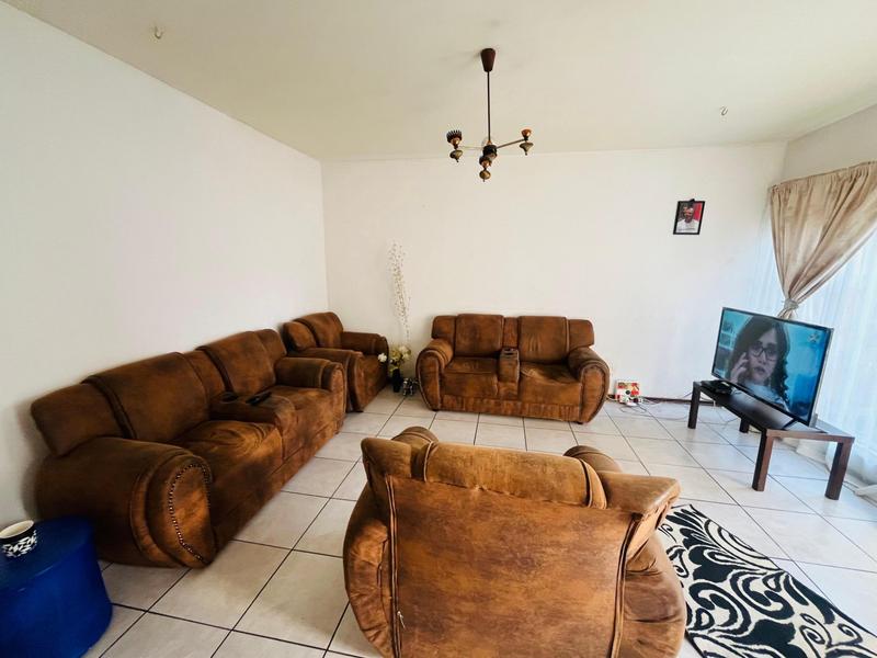 2 Bedroom Property for Sale in Benoni Central Gauteng