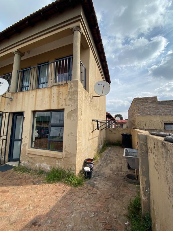 12 Bedroom Property for Sale in Leachville Ext 3 Gauteng