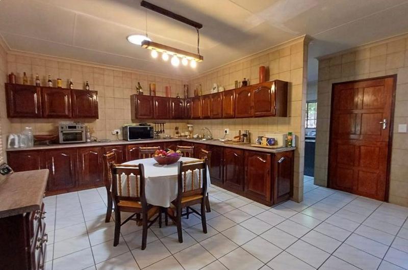 3 Bedroom Property for Sale in Sonneveld Gauteng