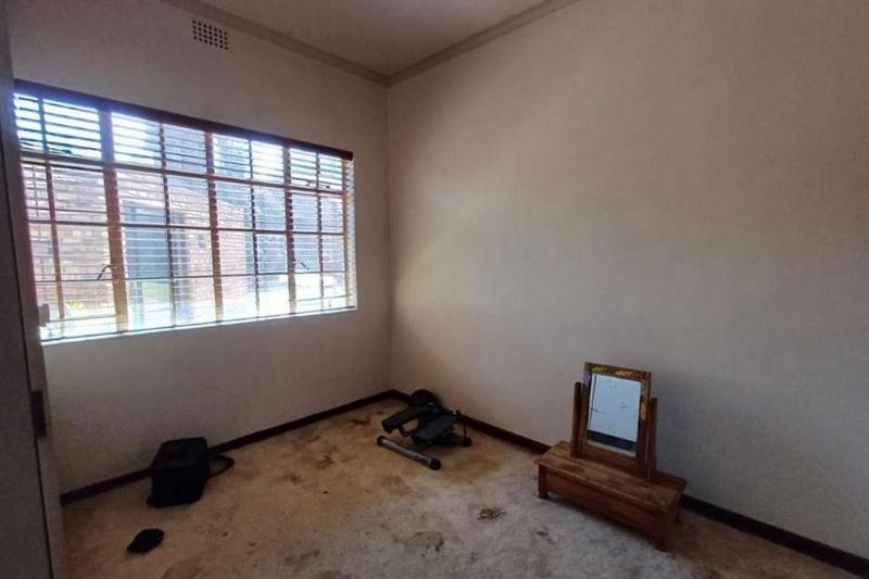 3 Bedroom Property for Sale in Sonneveld Gauteng