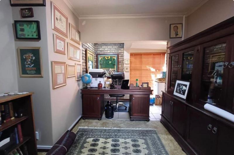 3 Bedroom Property for Sale in Sonneveld Gauteng