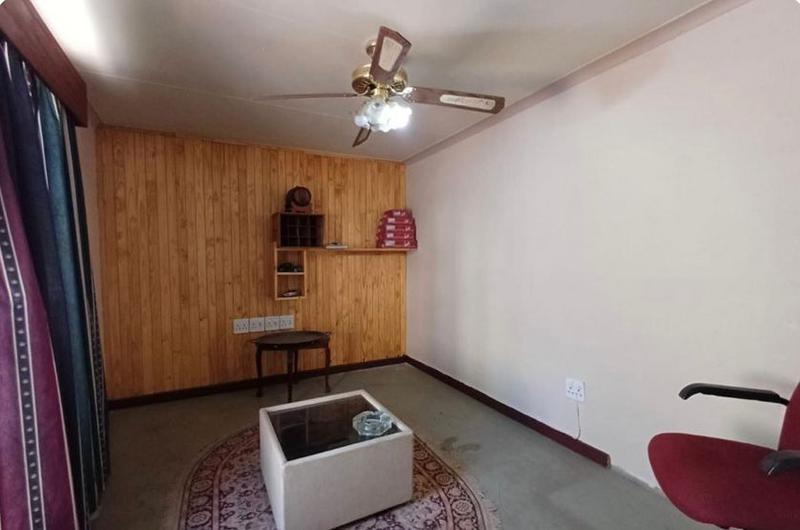 3 Bedroom Property for Sale in Sonneveld Gauteng